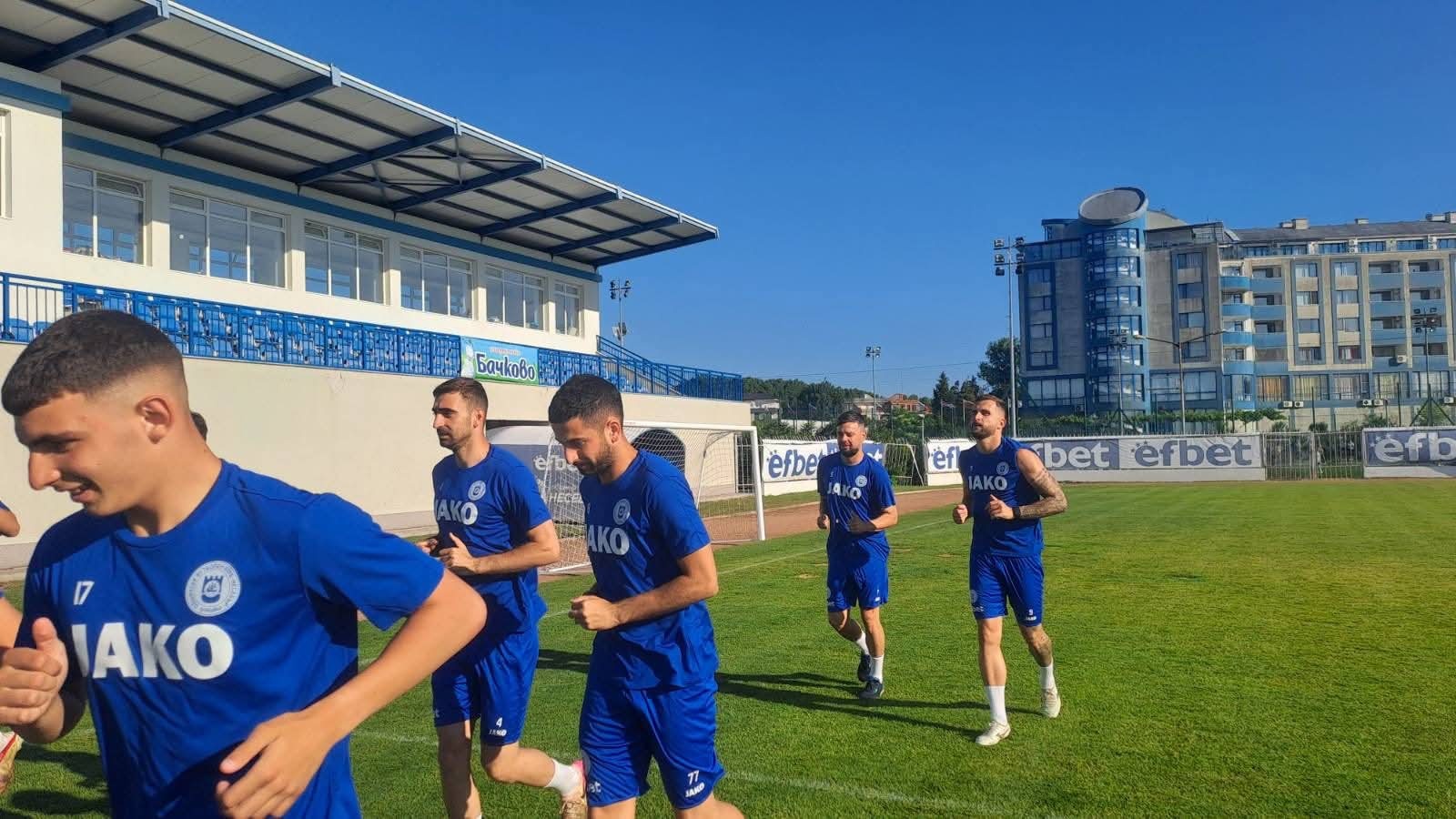 ОФК Несебър стартира срещу Етър във Втора лига