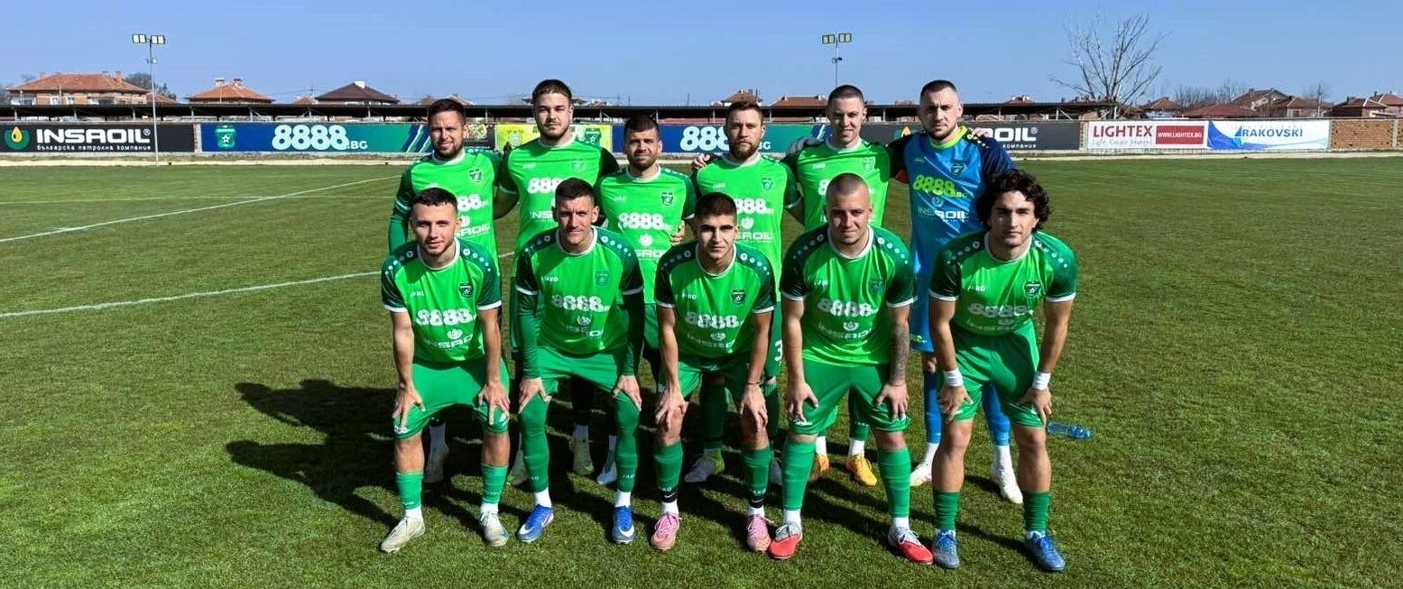 Секирово изигра невероятно първо полувреме, но пропиля два гола аванс и не успя да победи Нефтохимик